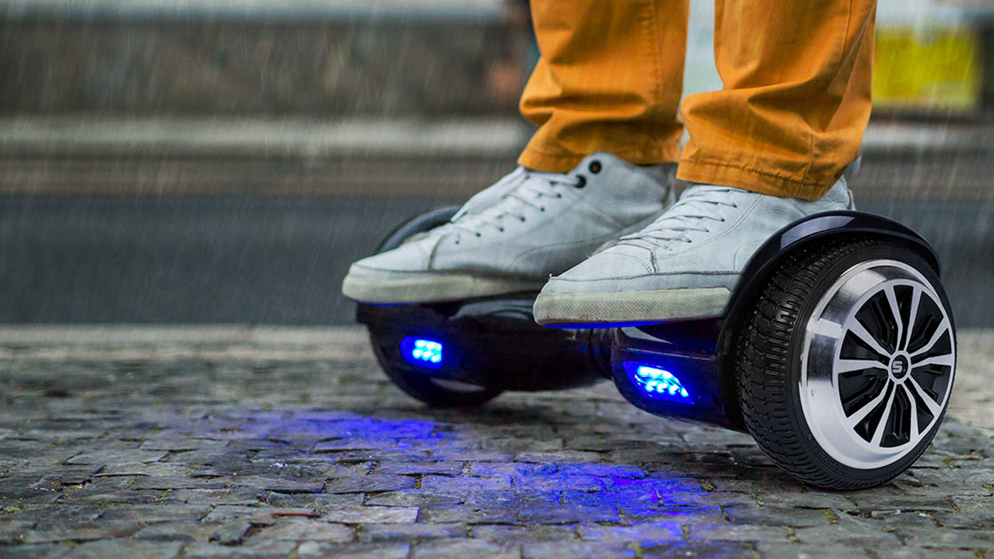 Can you ride hoverboard on wet ground