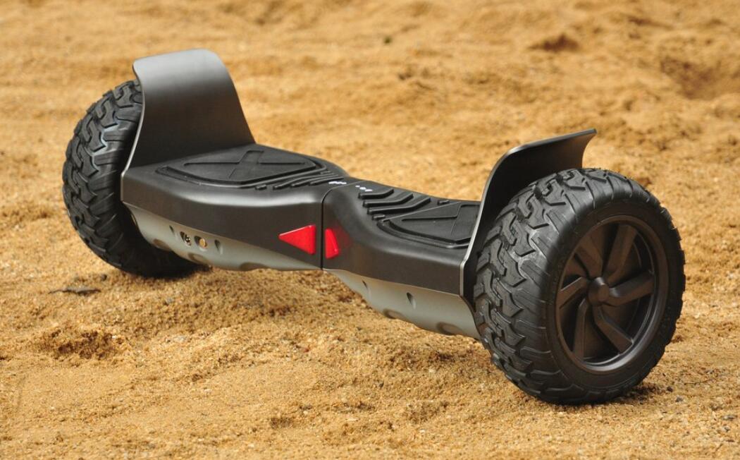 Off road hoverboard wet ridding